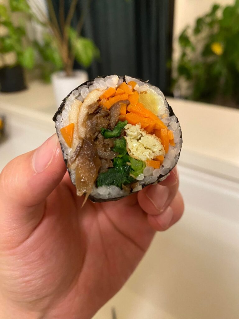 What is this brown stuff in the gimbap? Some sort of root?