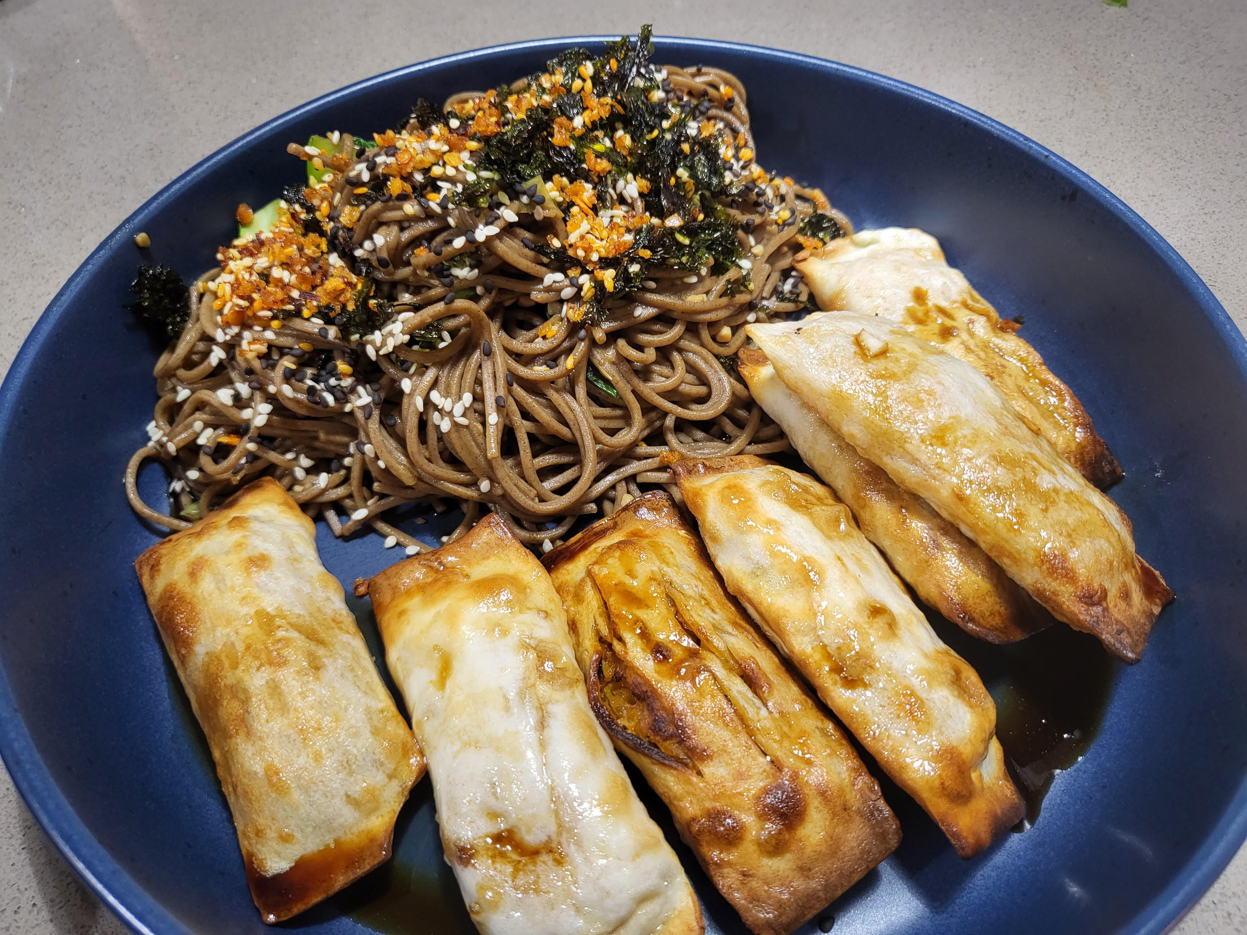 Garlic sesame soba + kimchi dumplings 🍜 🥟 Dining and Cooking