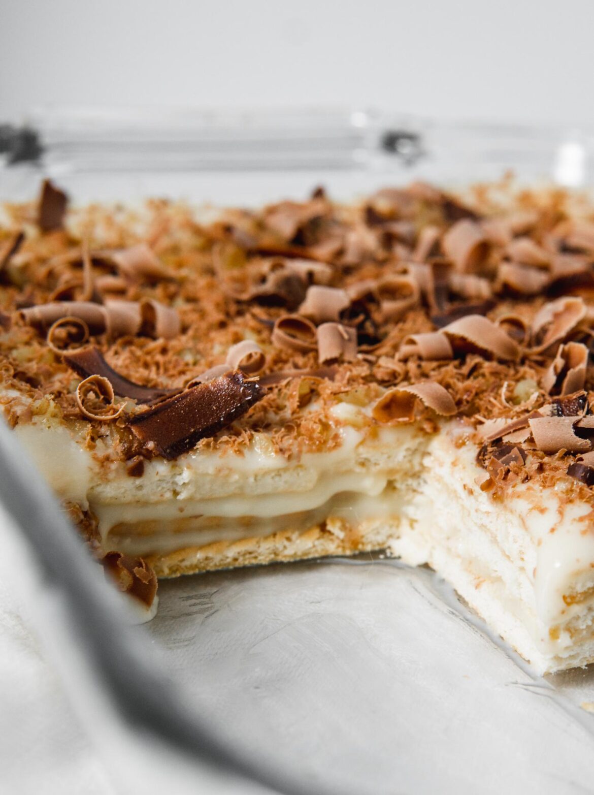 Bulgarian Biscuit Cake (Biscvitena Torta)