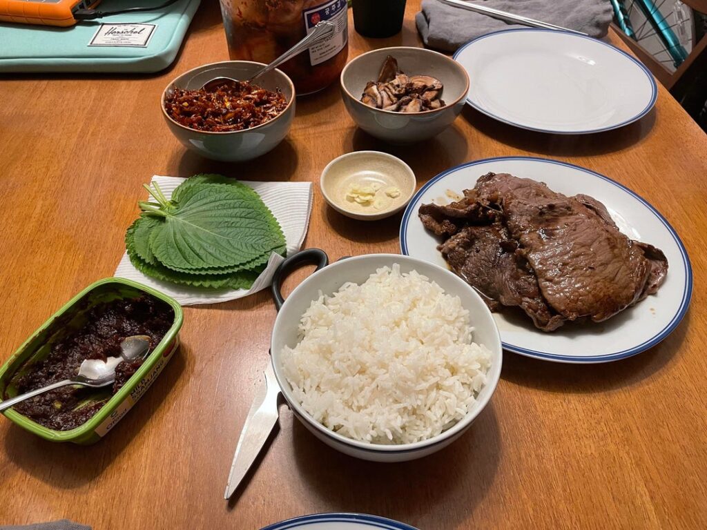 My partner and I did bulgogi night with perilla leaves and homemade myeolchi bokkeum 😋