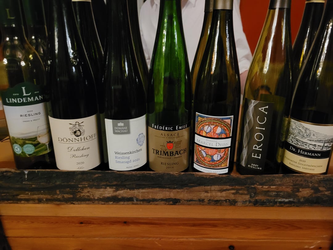 Riesling wine tasting Dining and Cooking