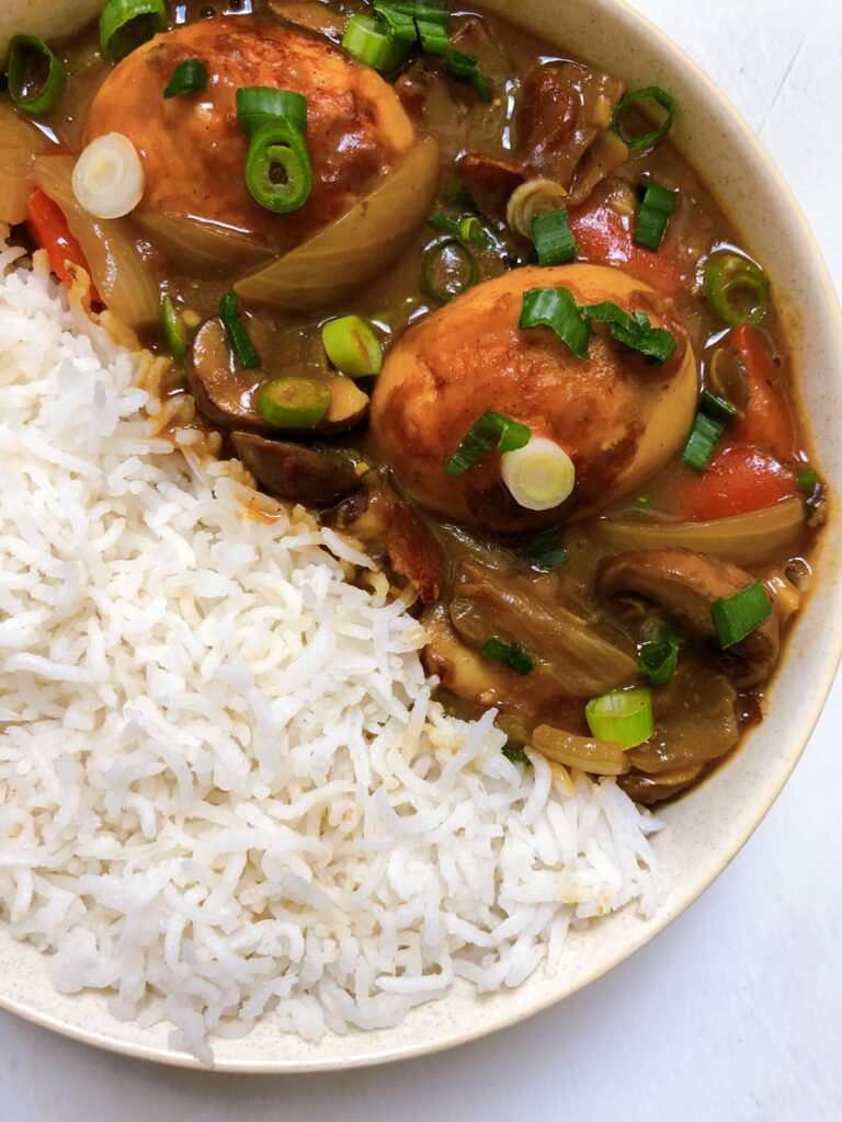 Korean Egg Curry Rice (recipe in comments)