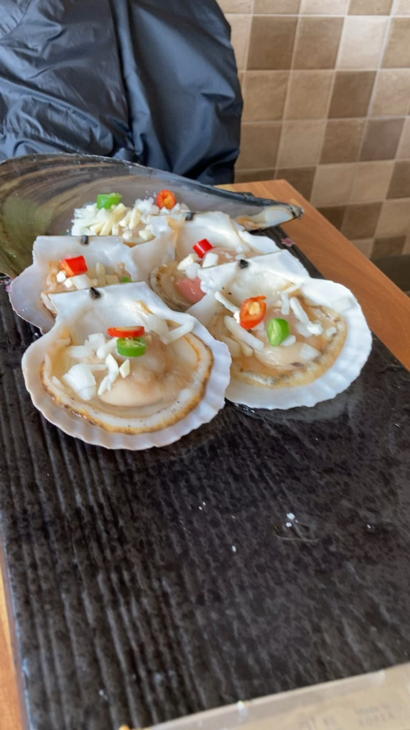 Grilled clams in Busan