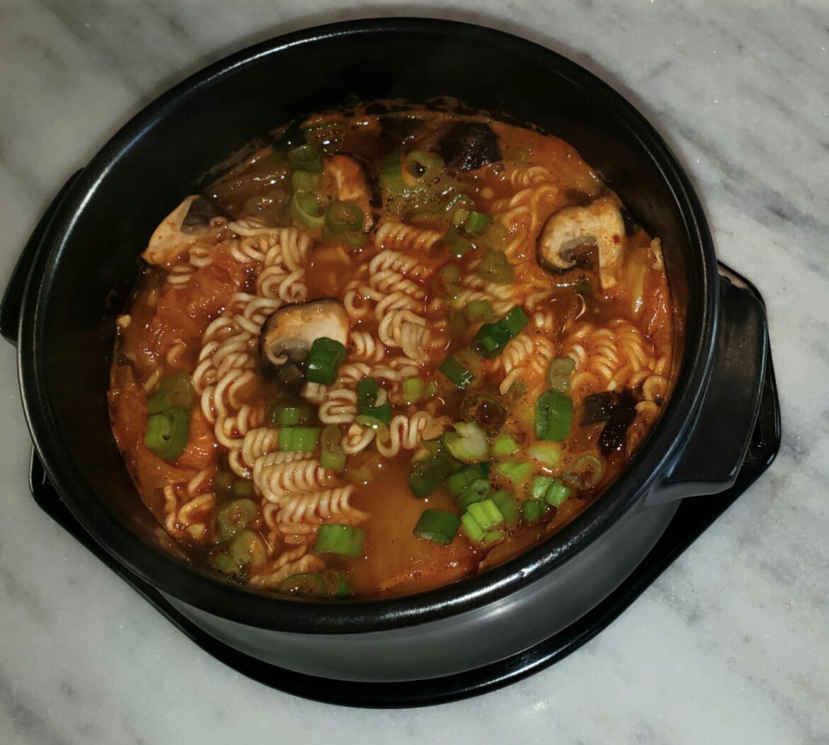 made kimchi stew ramen.