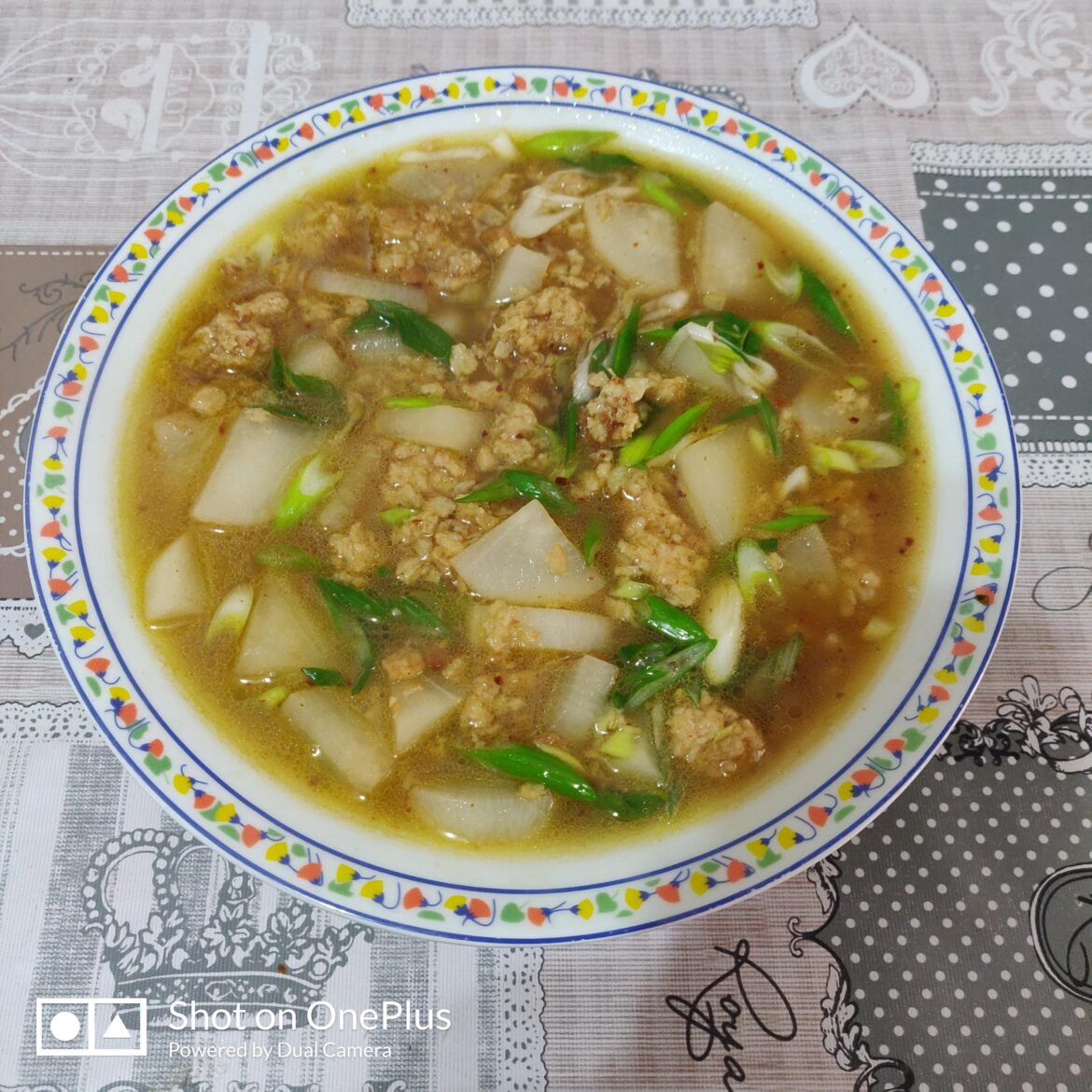 무국 - Radish soup (I used vegan ground meat)