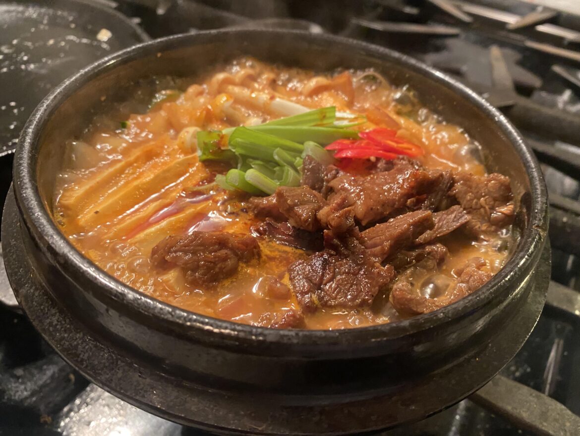 Galbi doenjang jigae