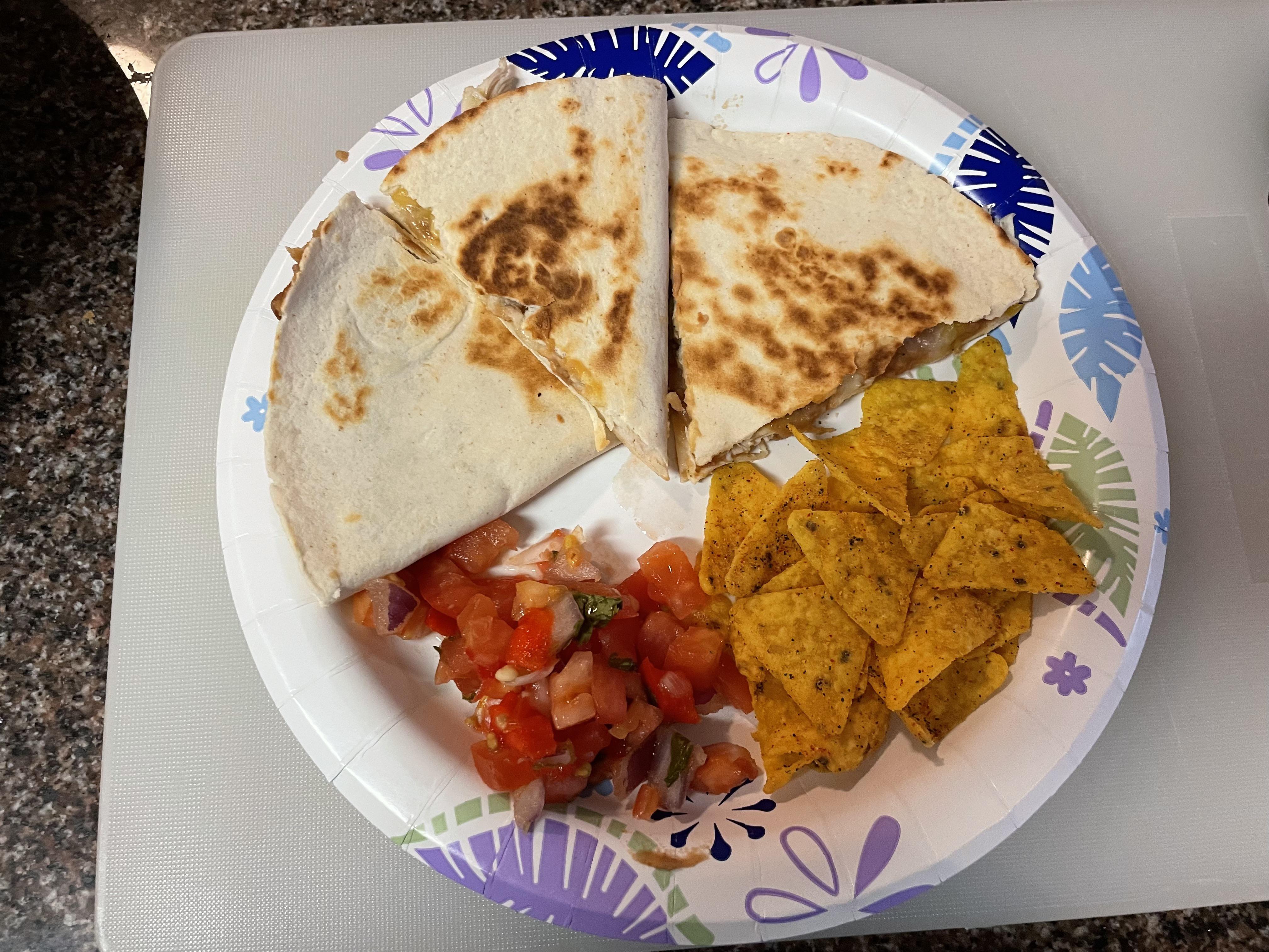 Chicken, cheese and beans quesadilla with salsa and mini Doritos — 260