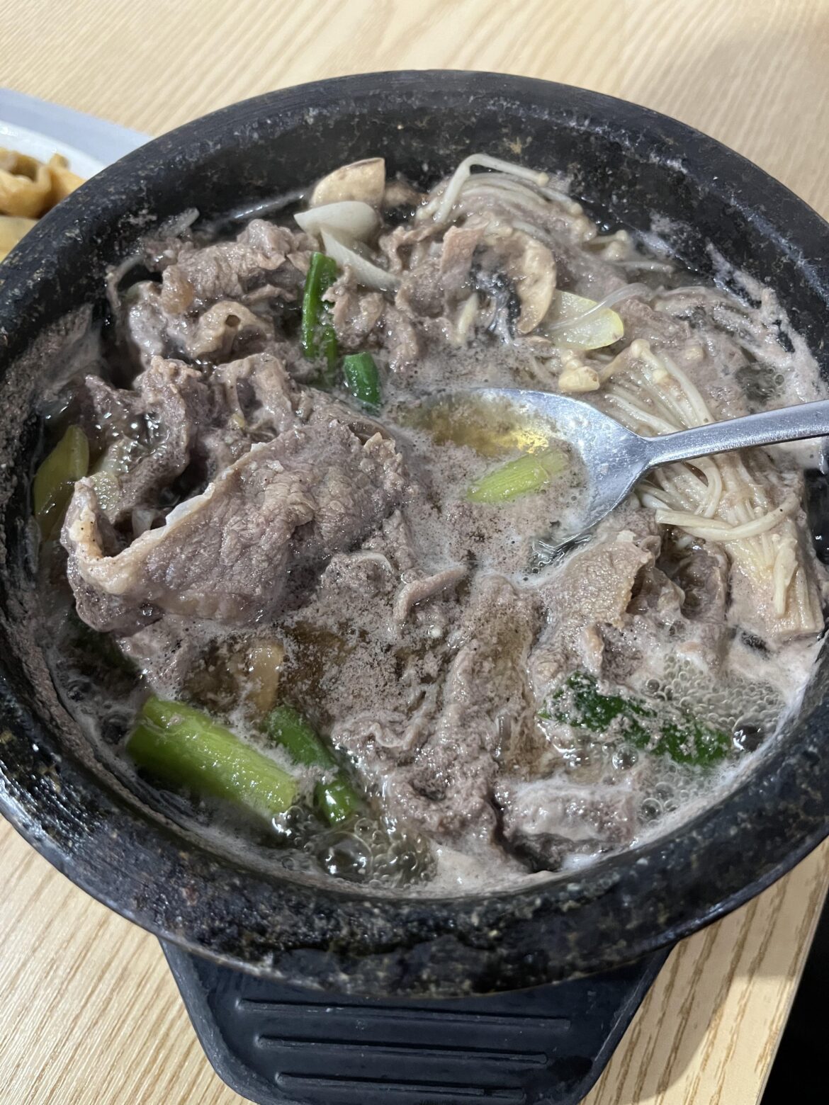 뚝불고기(Ddukbul)