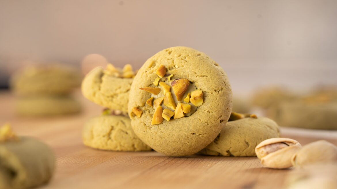Pistachio Cookies