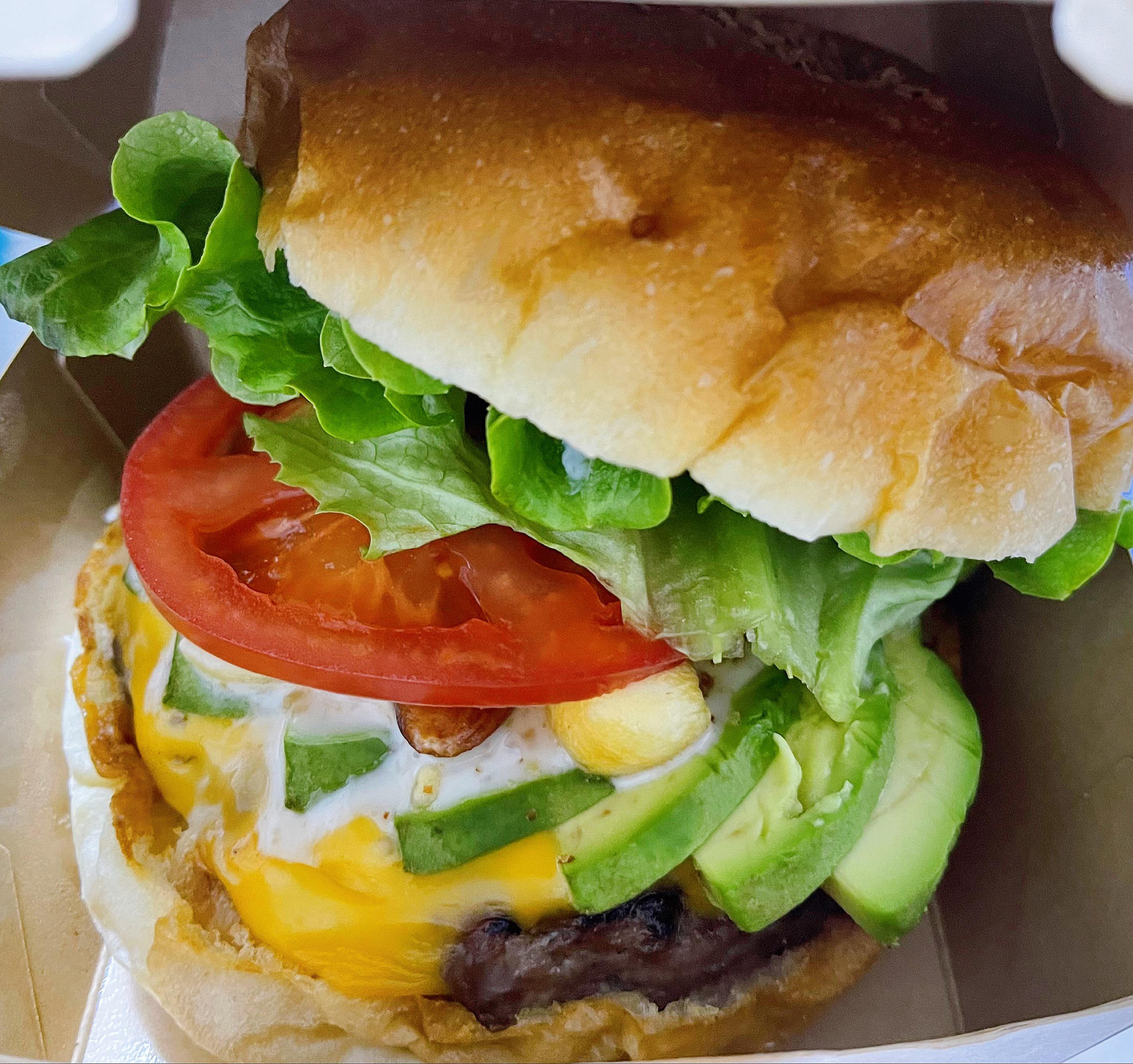 Beef burger 🍔 - Dining and Cooking