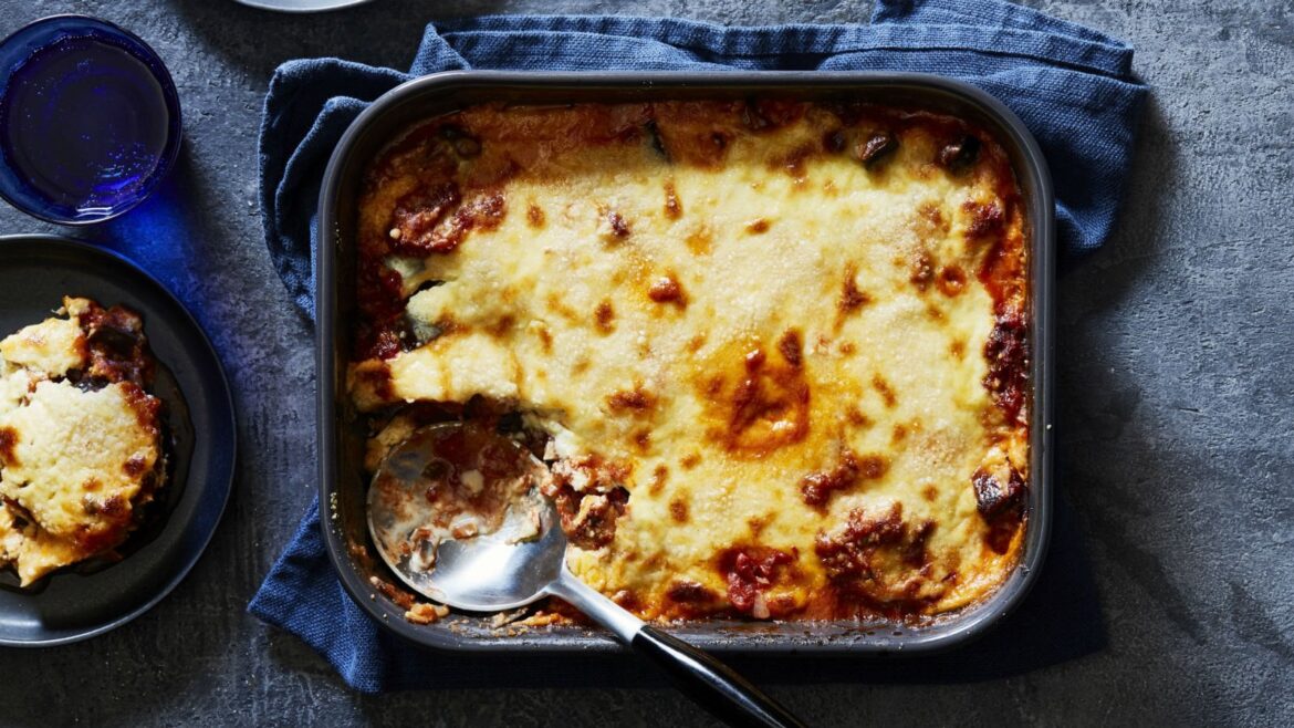 How would you guys make this vegetarian moussaka if you had to sub something in place of the mushrooms?