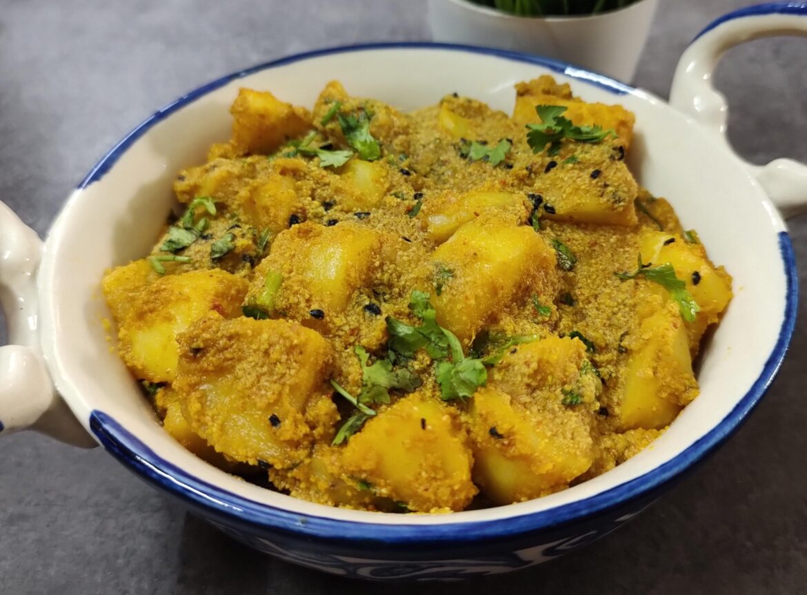 Aloo Posto | Potato With Poppy Seeds Recipe