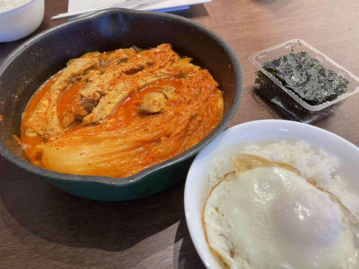 Braised Kimchi w/ Pork Ribs (등갈비김치찜)