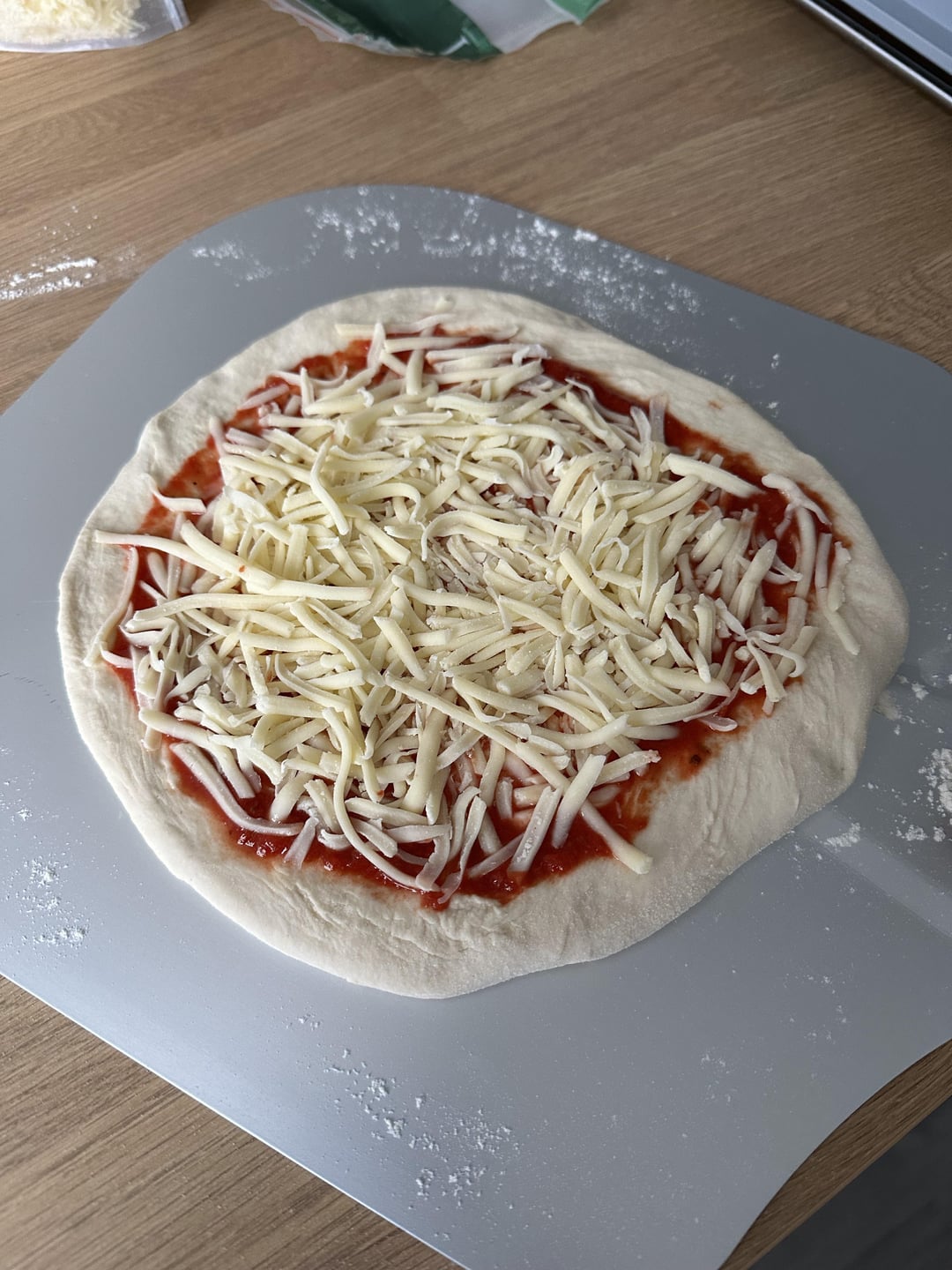 Following the Stadler made calculator to make a margarita pizza. Not