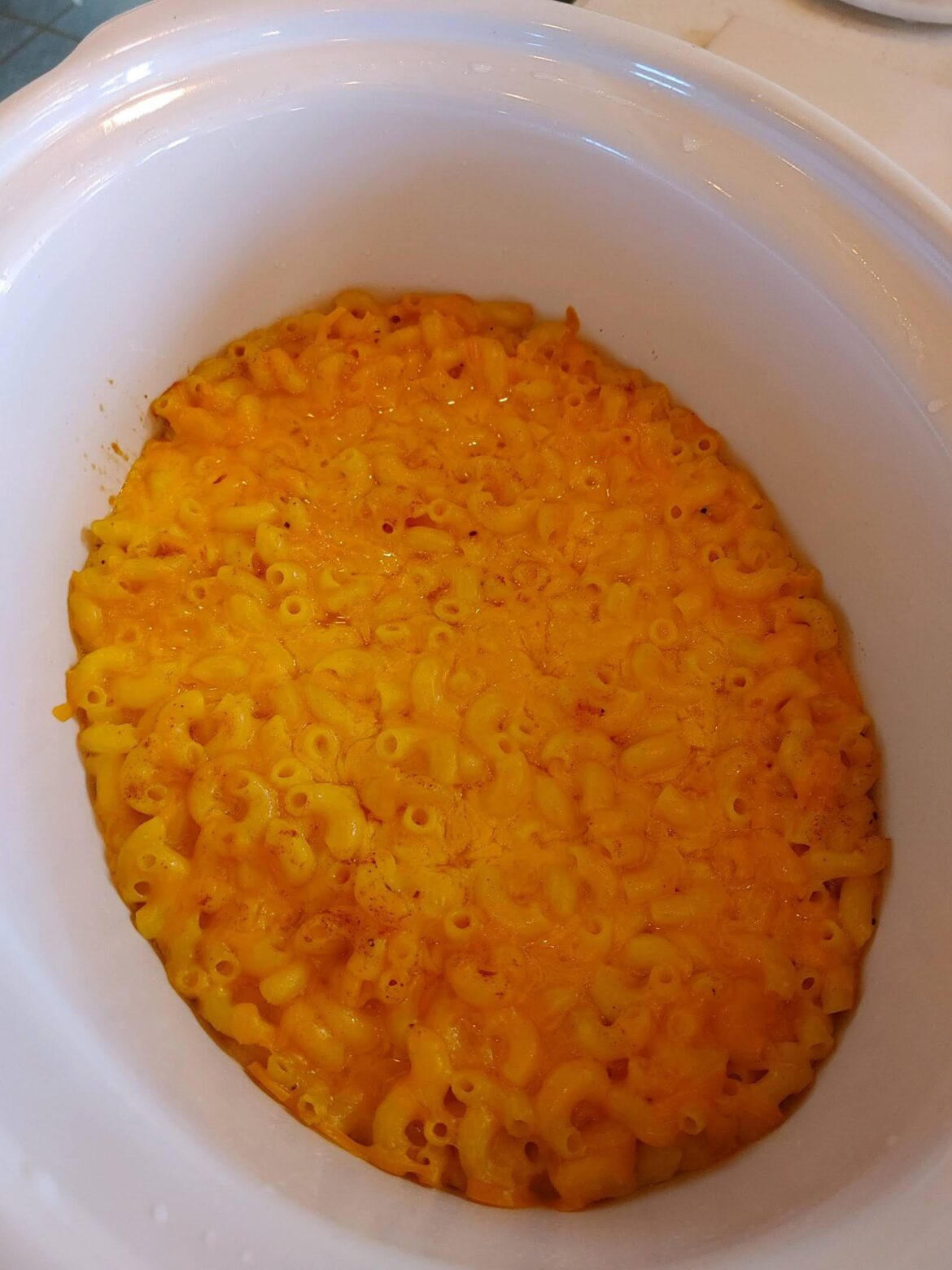 Slow Cooker Mac N Cheese! 🤤🧈🧀