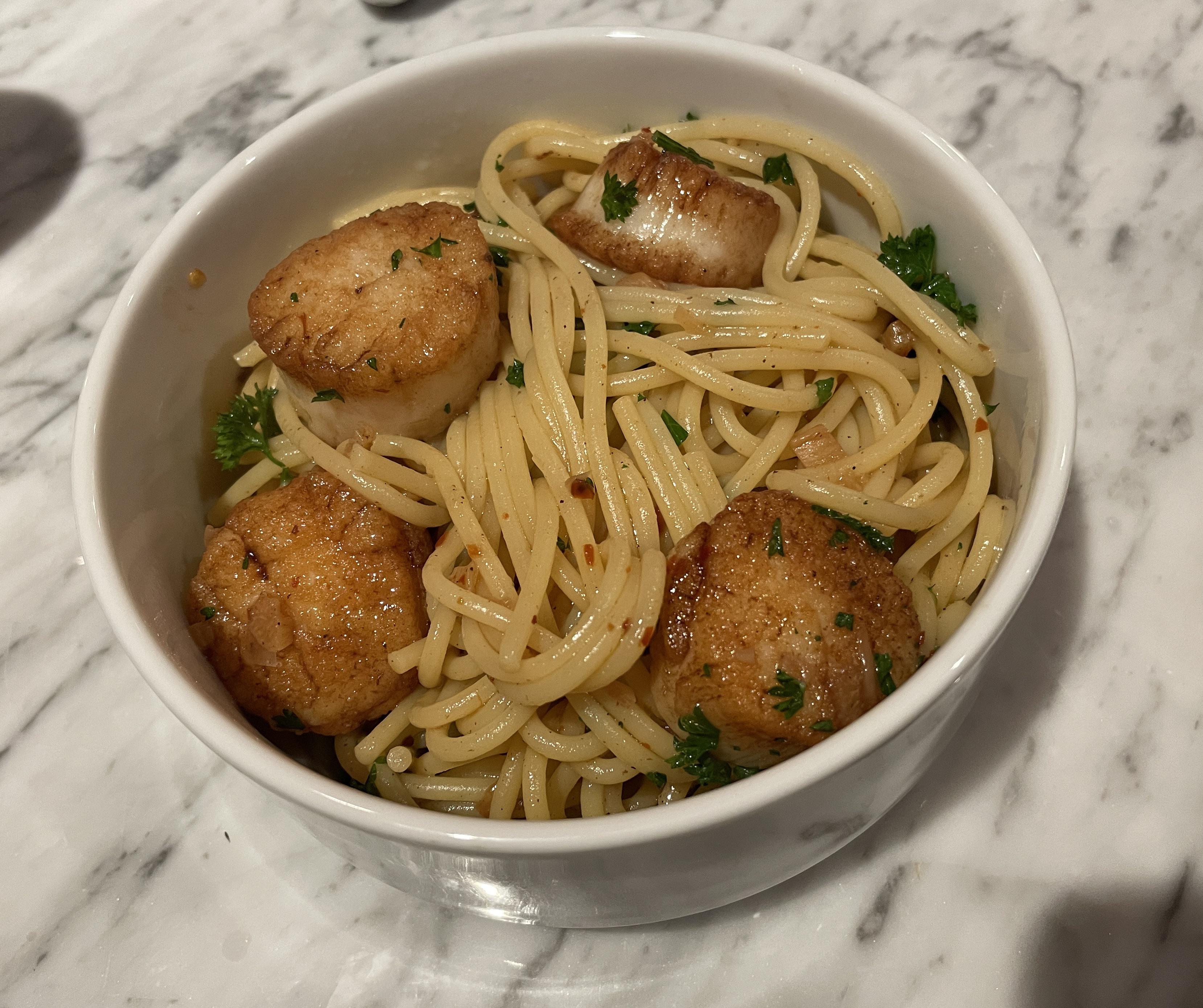 [Homemade] Scallop scampi pasta Dining and Cooking