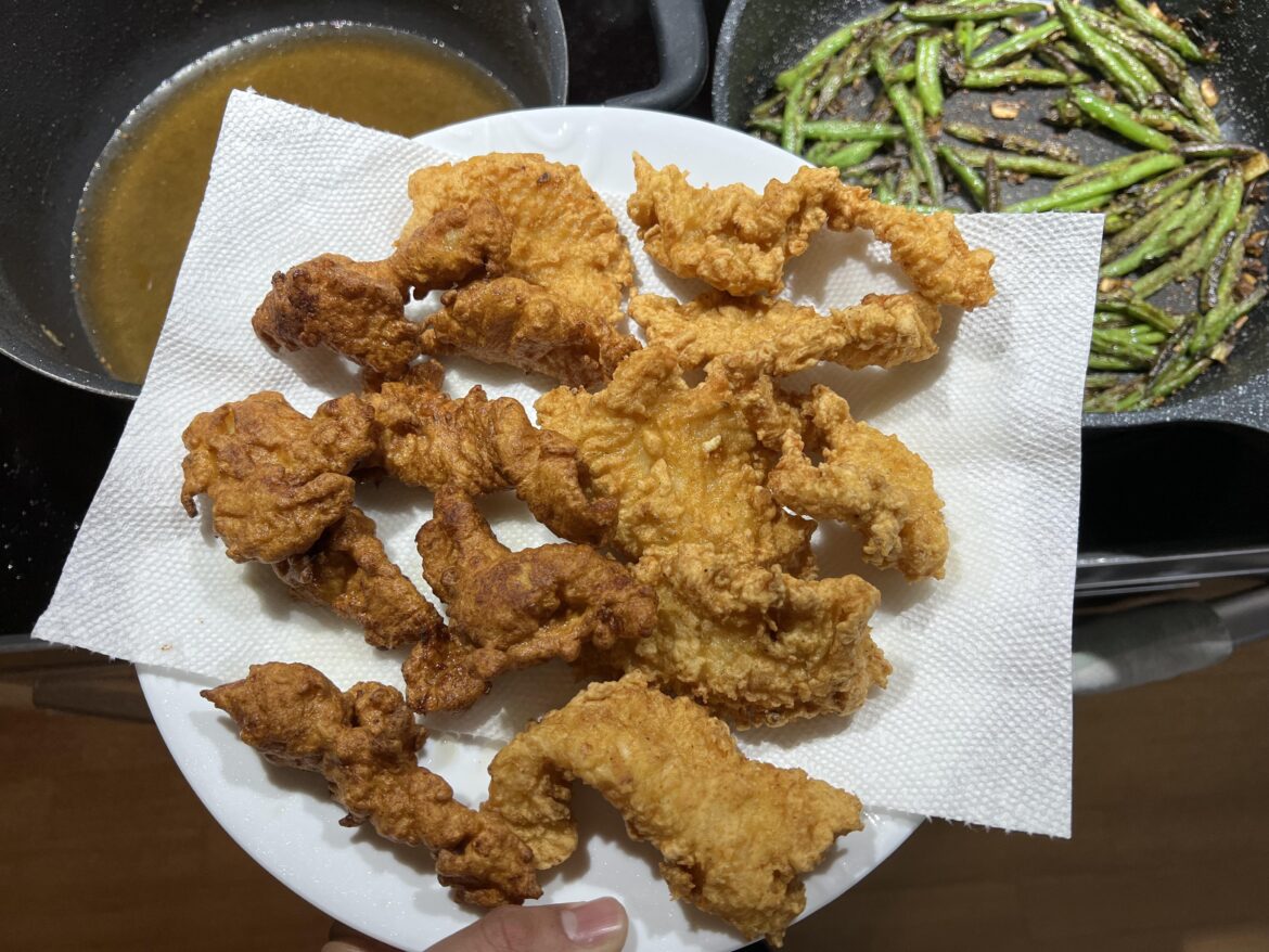 [homemade] Fried catfish I caught with southern seasoning.