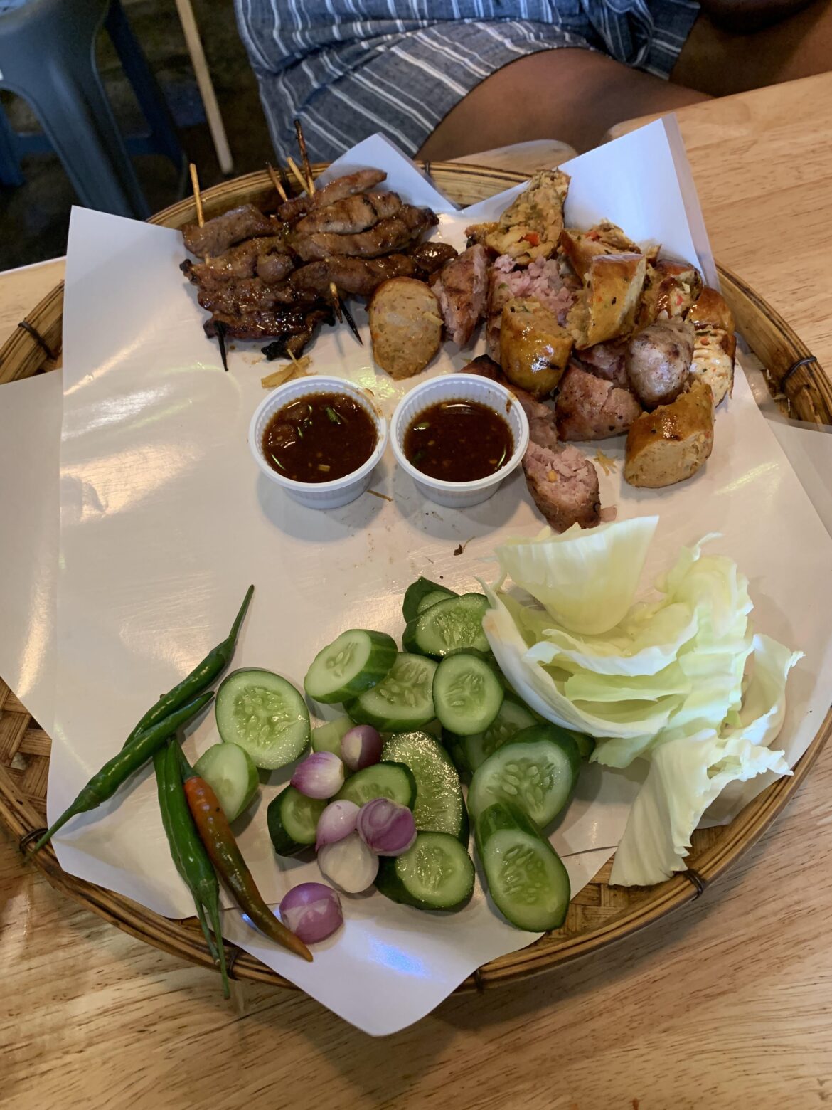 I had to try Hero Moo Plara after seeing it on Netflix. This street food stall sells Isan style meats, sticky rice and their special Isan spicy sauce. They’re located on a small street near Khao San Road in Bangkok, Thailand.