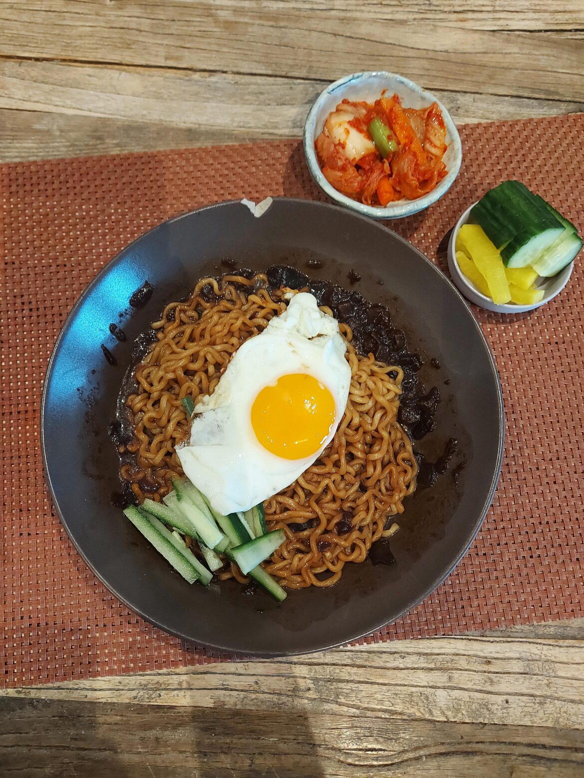 Jajangmyeon with an egg on it