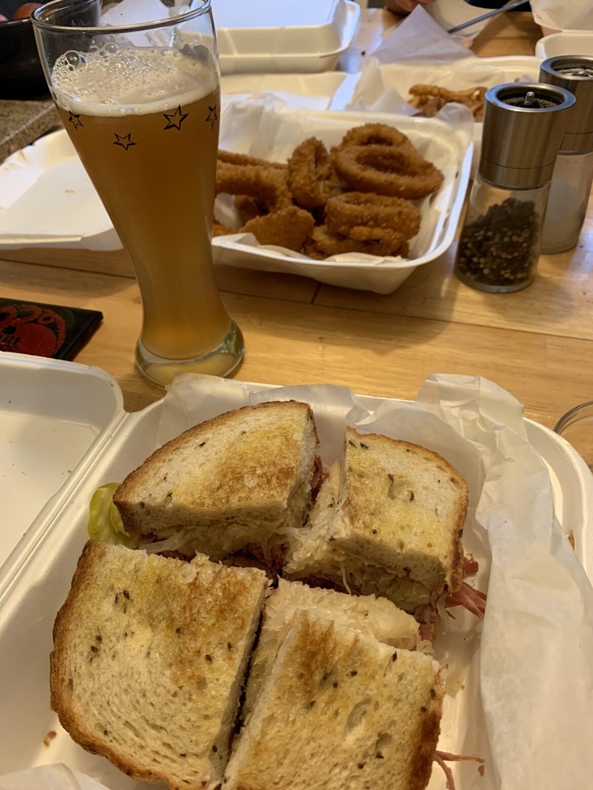 Jimmy Dee’s Corned beef Reuben and onion rings with Baffin Heffenwolf