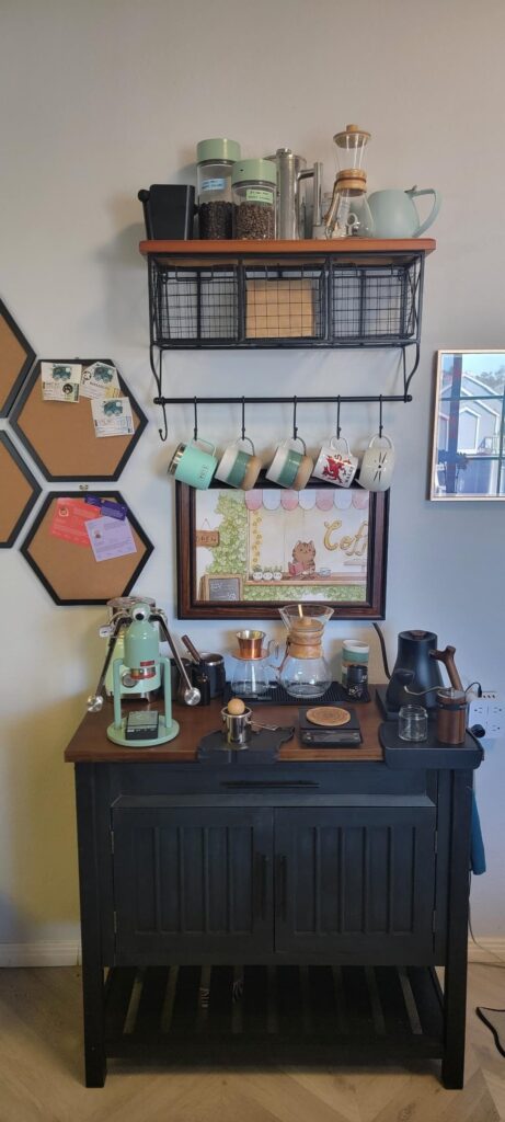 Made a lot of changes to my coffee station over the last month or so, but I'm finally settled! Will be enjoying this setup for a long time~