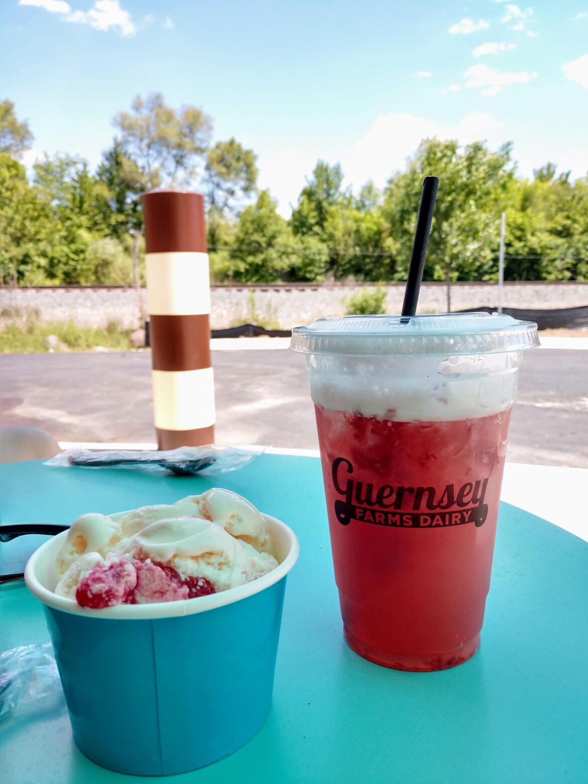 Guernsey's just reopened after remodeling and COVID. Strawberry cheesecake ice cream and a strawberry lemonade.