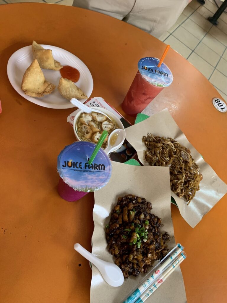 Lunch at Maxwell Food Centre in Chinatown, Singapore