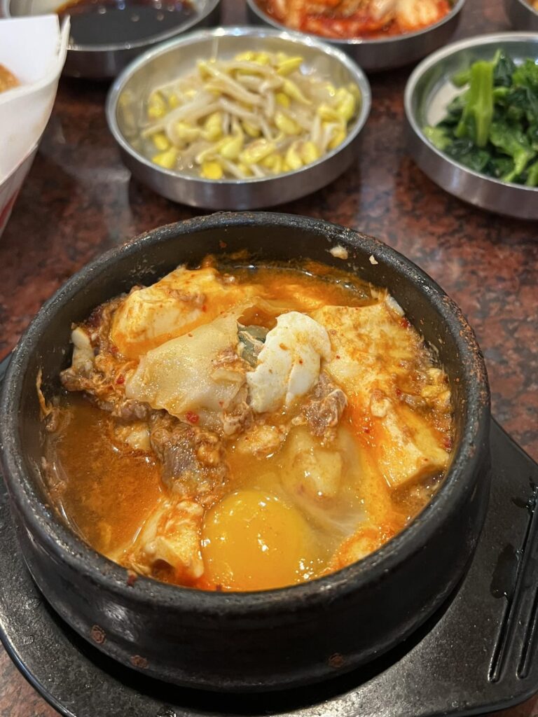 sorry for spamming today but this place needs some more recognition. SFV lacks good korean food that’s not kbbq in my opinion…. here is ABC tofu house ♥️