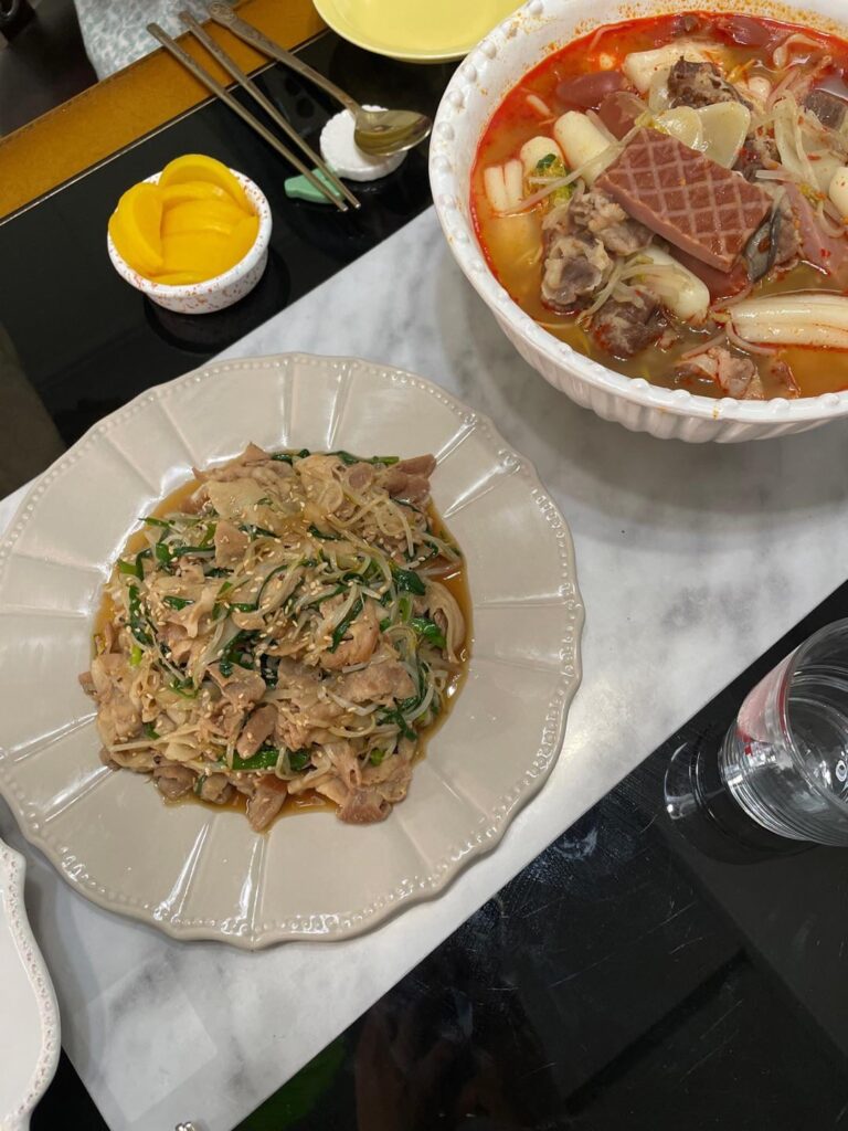 Long time no see, friends came over, made food🍝🥘