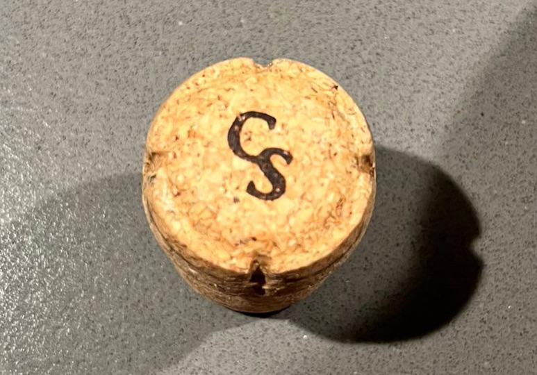 Searching for brand belonging to this logo of a Prosecco cork Dining