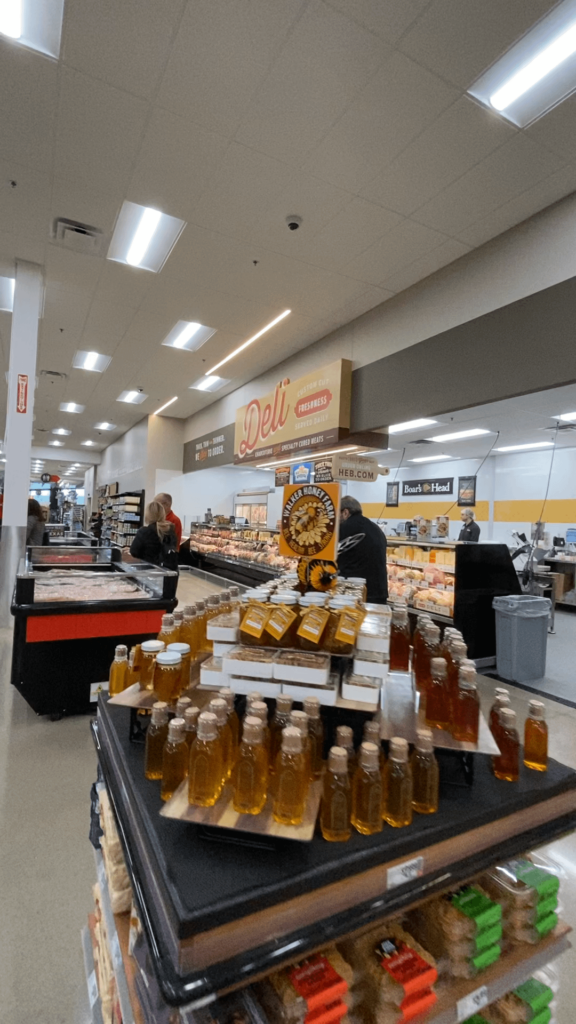 POV: taking a lap around the new Lake Austin H-E-B