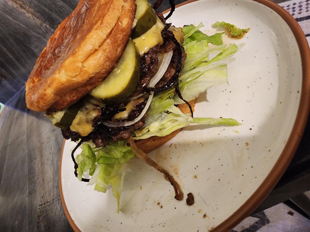 The double Oklahoma Smash with homemade garlic confit mayo I made my girlfriend the moment Lent