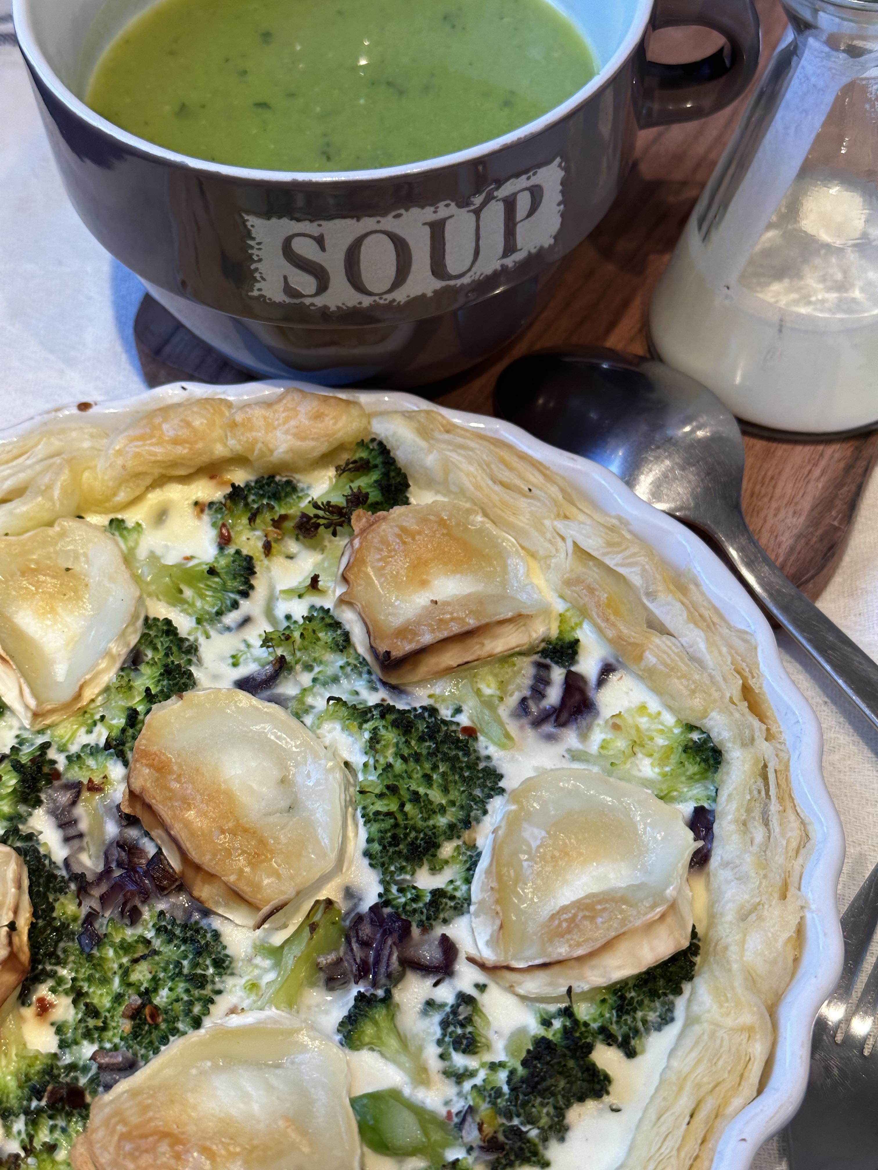 Pea and mint soup with broccoli and goat cheese quiche Dining and Cooking