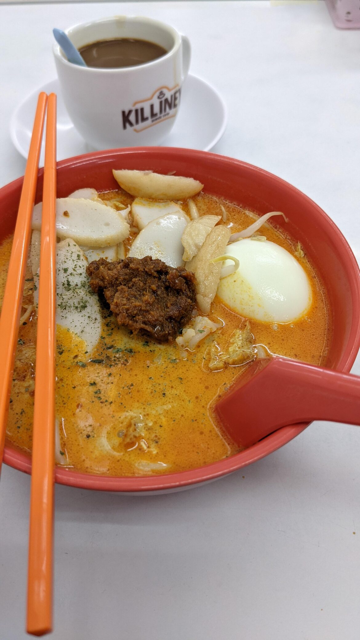 All time favourite Laksa in Singapore! The spicy rich soup stock , flavoured with coconut milk and dried shrimp. Always hits the spot!