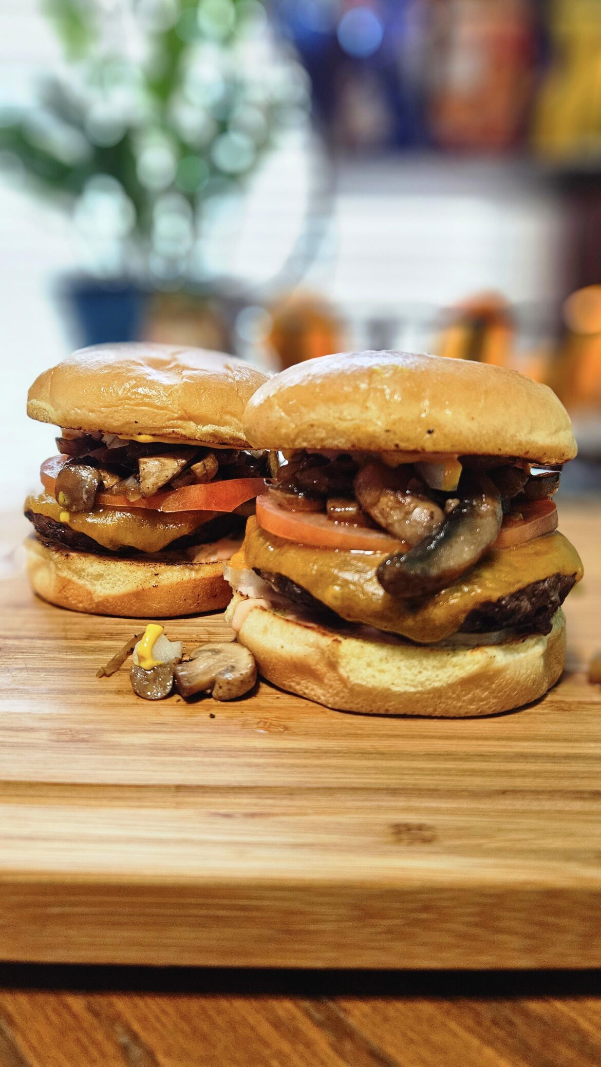 Saw some patties at Target this morning and figured what the heck, let's do burgers for 2nd breakfast.