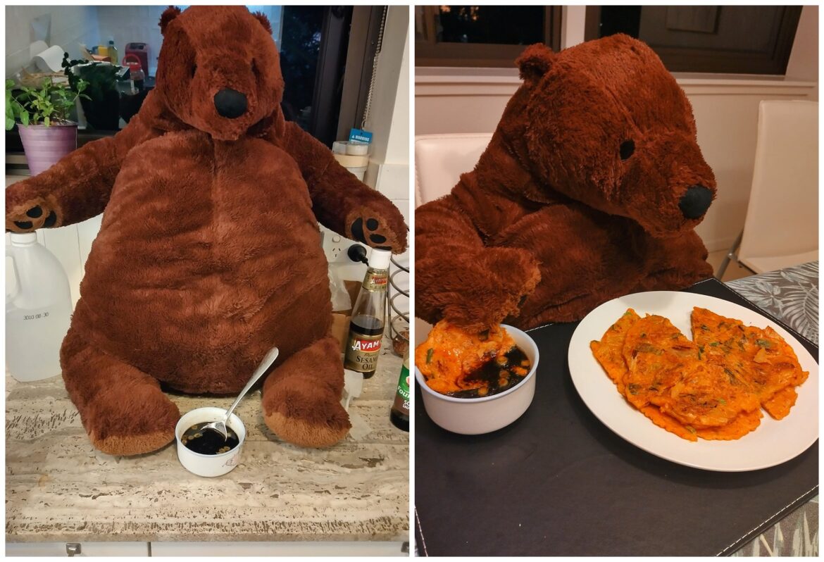 Bear says its all in the tangy dipping sauce