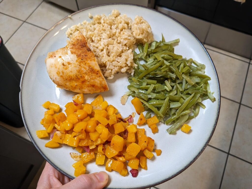 After exerting all of my willpower, I managed to cook supper (dinner?) instead of ordering a pizza (which is what I really wanted to do)! I also had enough leftovers and some "sandwich meat" (sliced chicken breast).