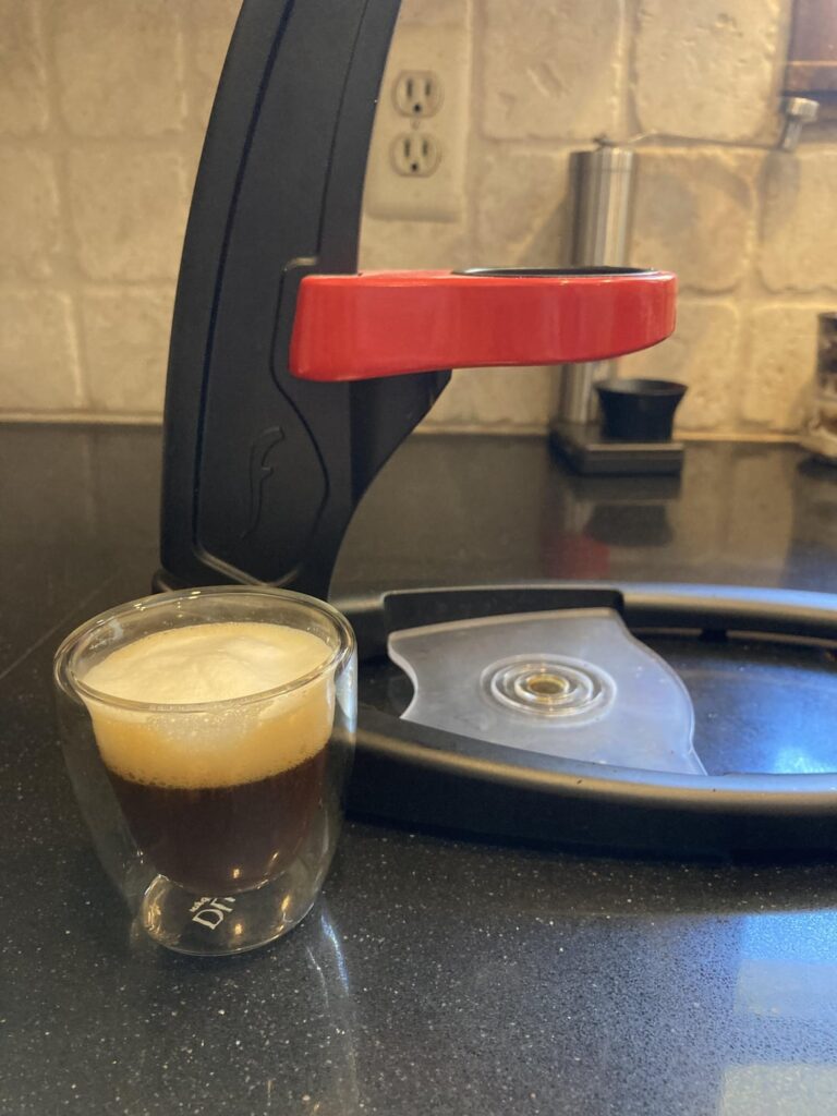 Home for the holiday and my family has a Flair—first time pulling my own shot with it! (Because sometimes you just need a macchiato)