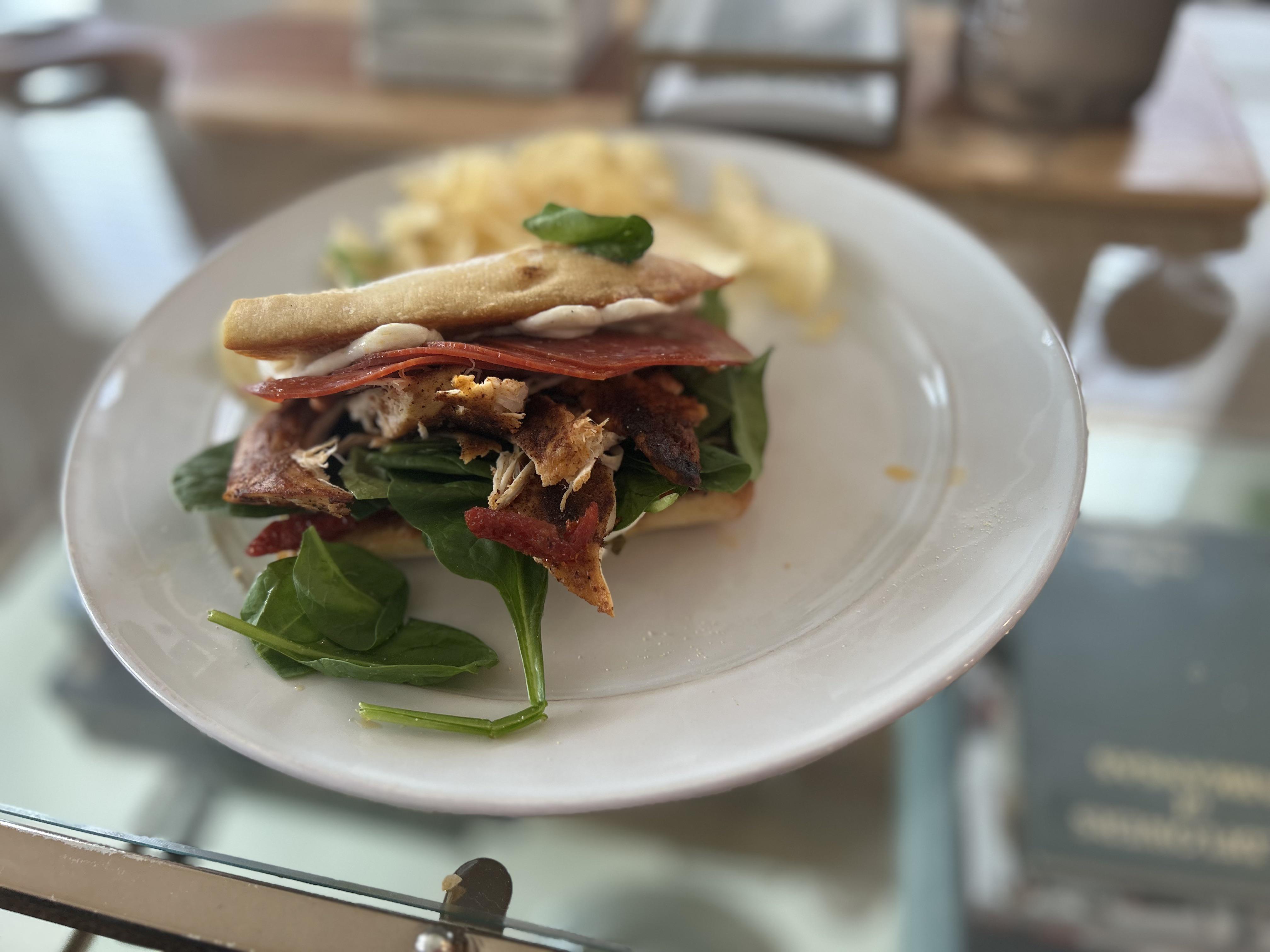 [Homemade] Mozzarella, pesto, salt, pepper, salami, pepperoni, sautéed