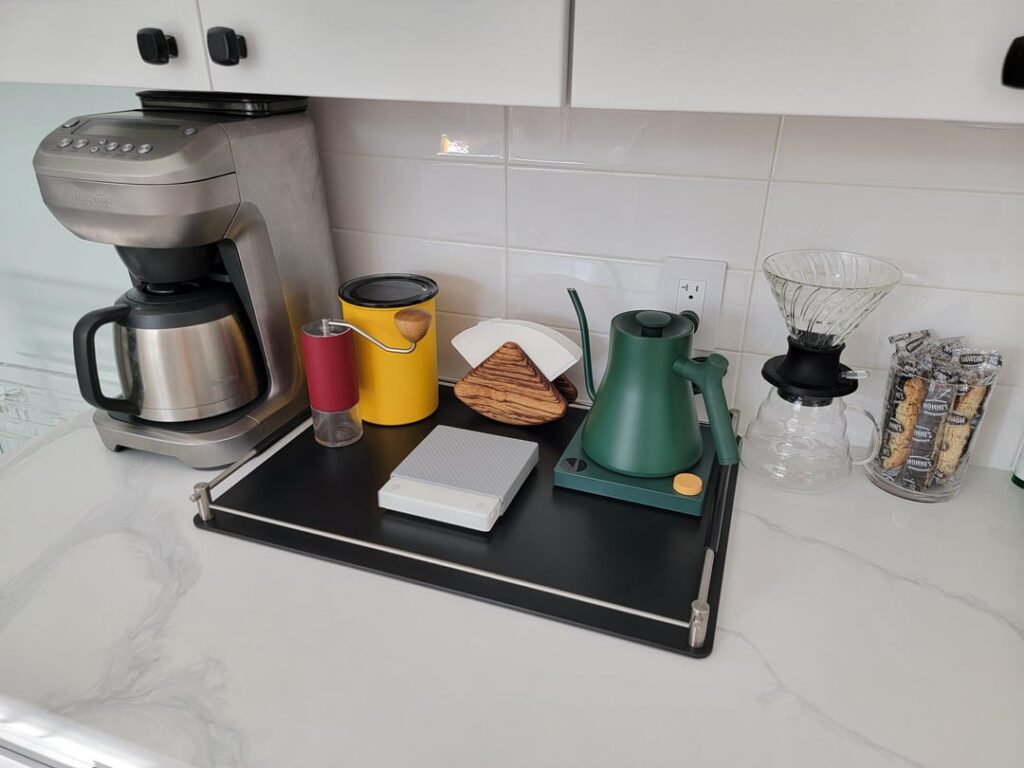 Pour over nook