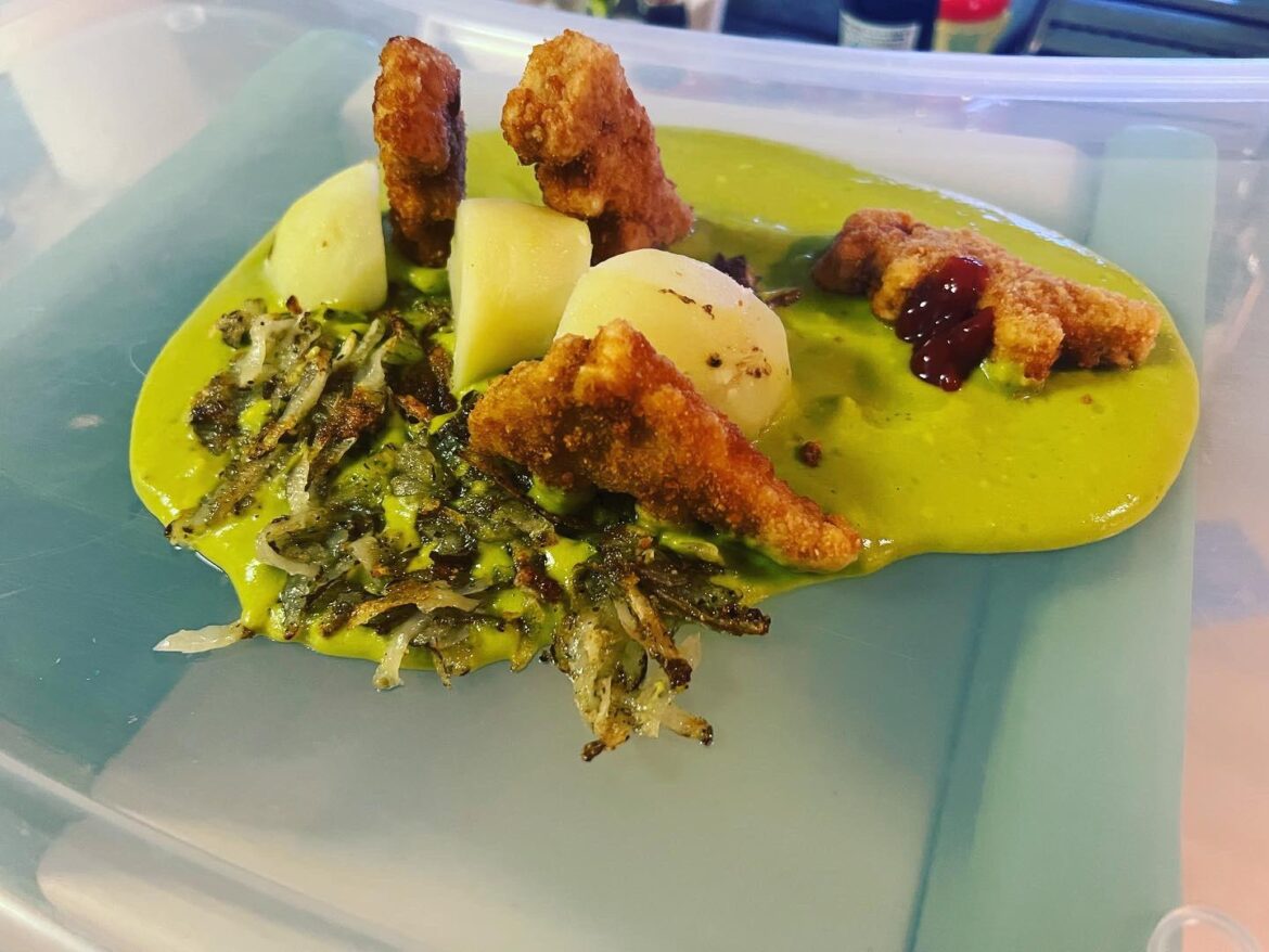 Trying to theme my sons meals now I present Jurassic broccoli Trying to theme my sons meals now I present Jurassic broccoli