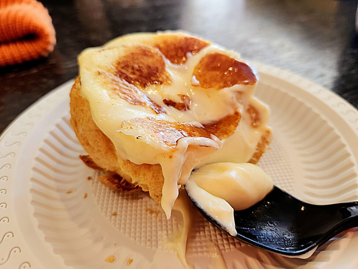 Creme brulee cream puff from Beard Papa's