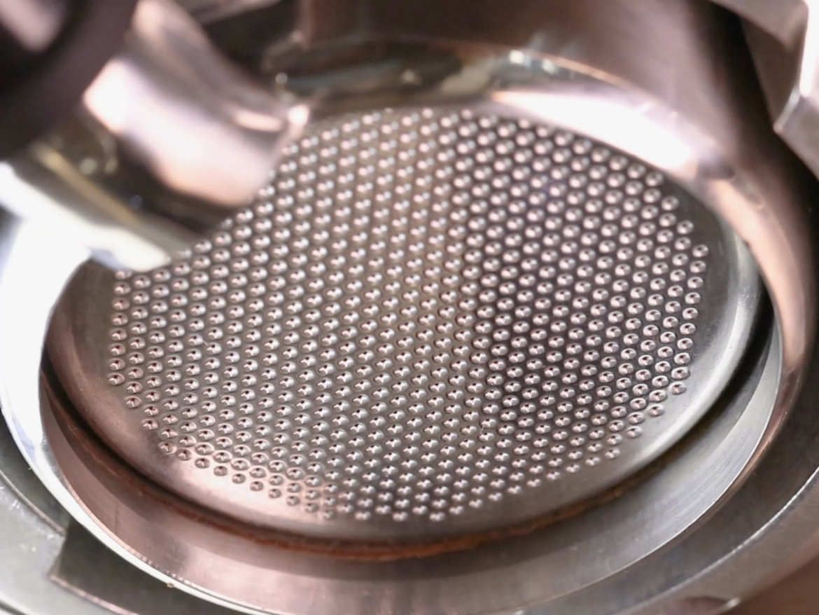 Macro Bottomless Espresso Extraction