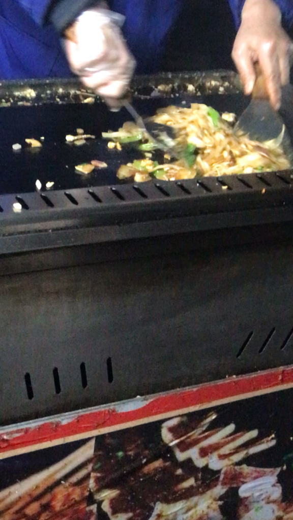 Chow mein (炒面) to end the week. ( rice noodles, pork, lamb, mushrooms, onions, green peppers, pickled veggies, egg ) - Wuhan