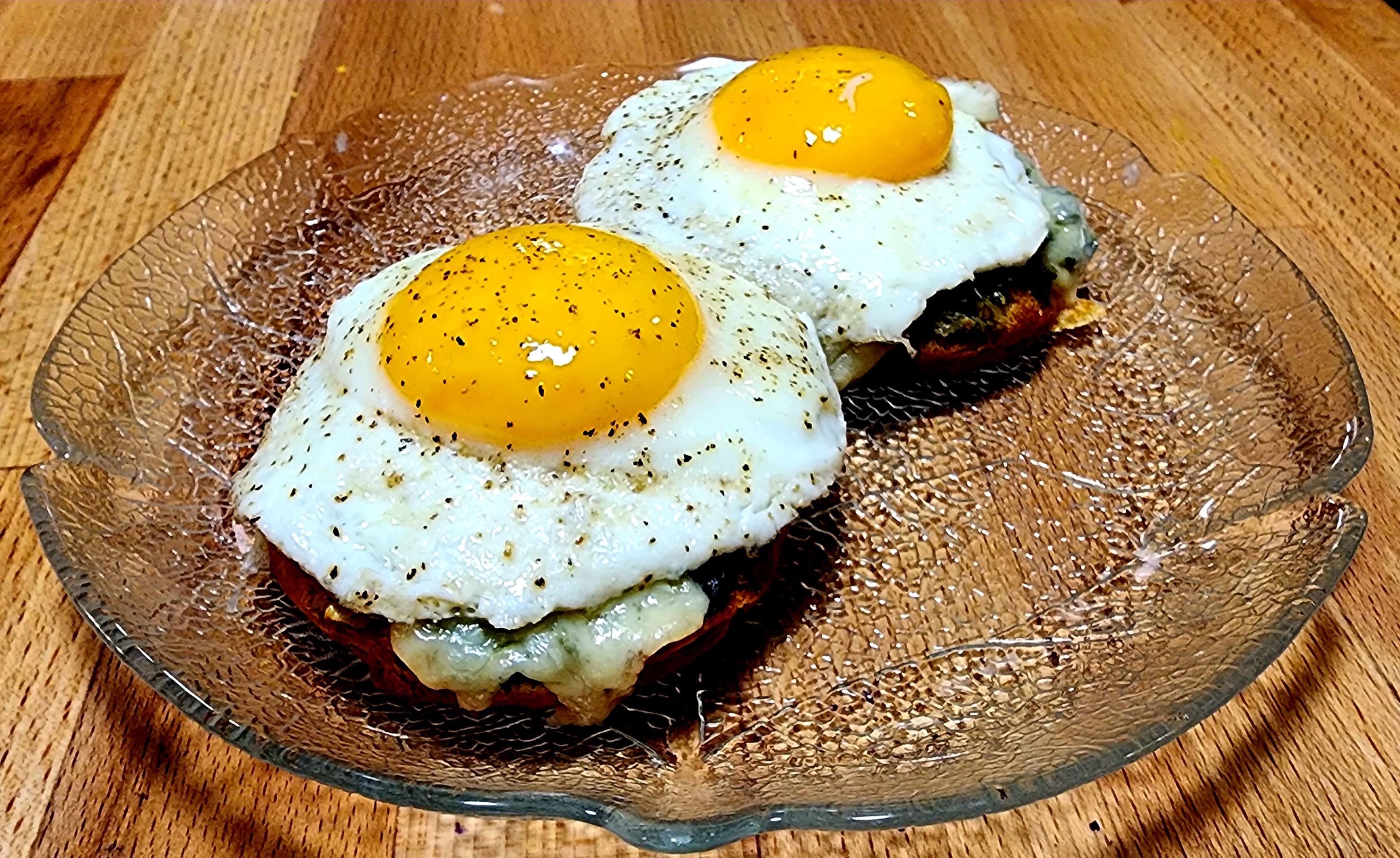 Do open face sandwiches count? Sliced biscuit creamed spinach gruyere