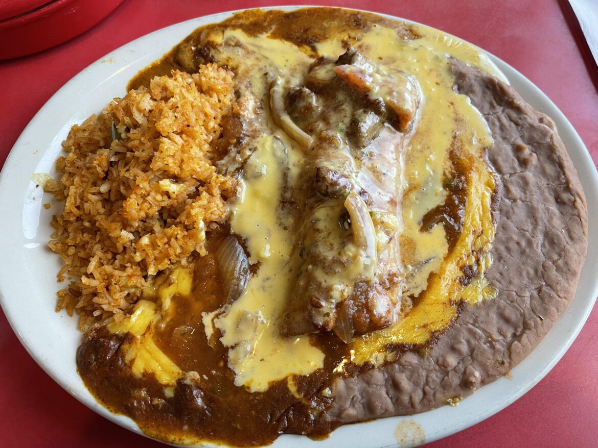 finally made it to enchiladas y más & holy shit wow