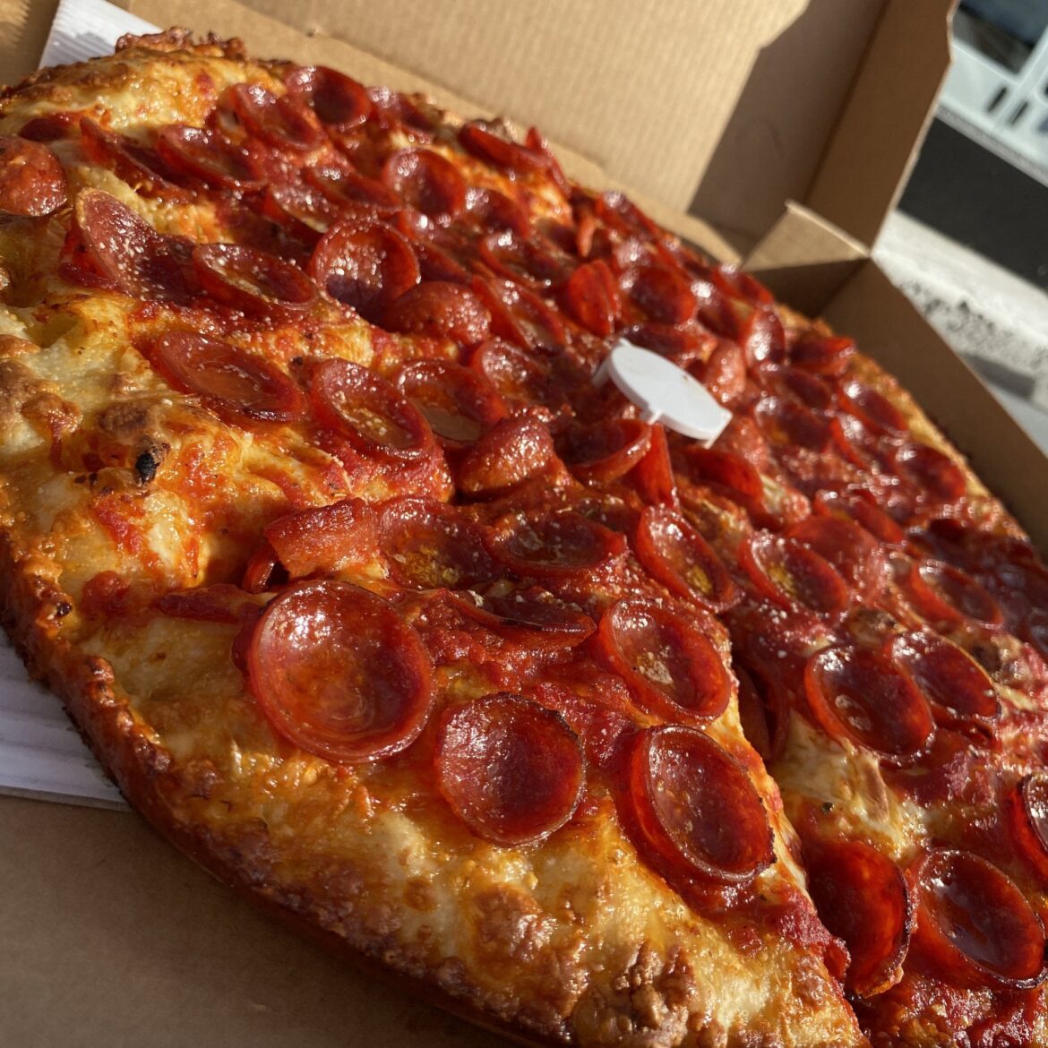 Doughbrik's Pizza - Sunset Strip - whole "doughy" pepp