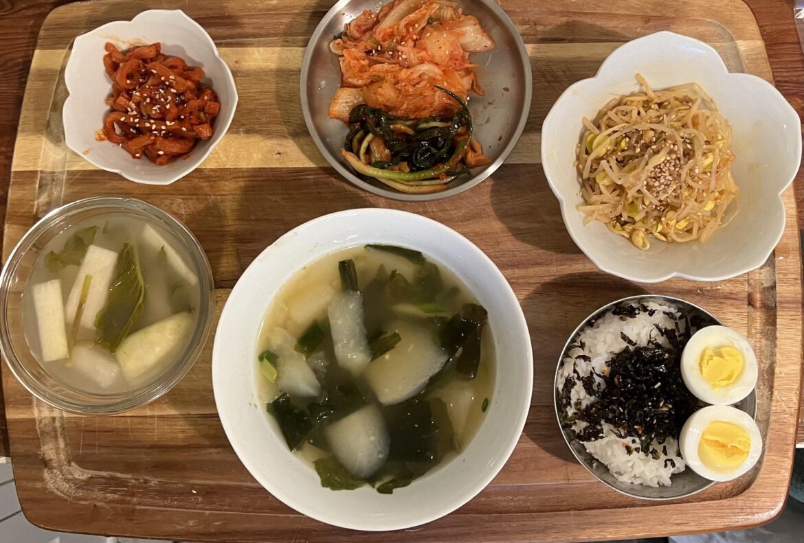 Radish soup + banchan