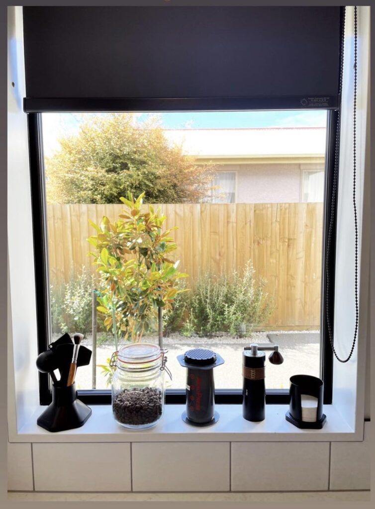 My coffeestation is growing. Recently bought a barista express.