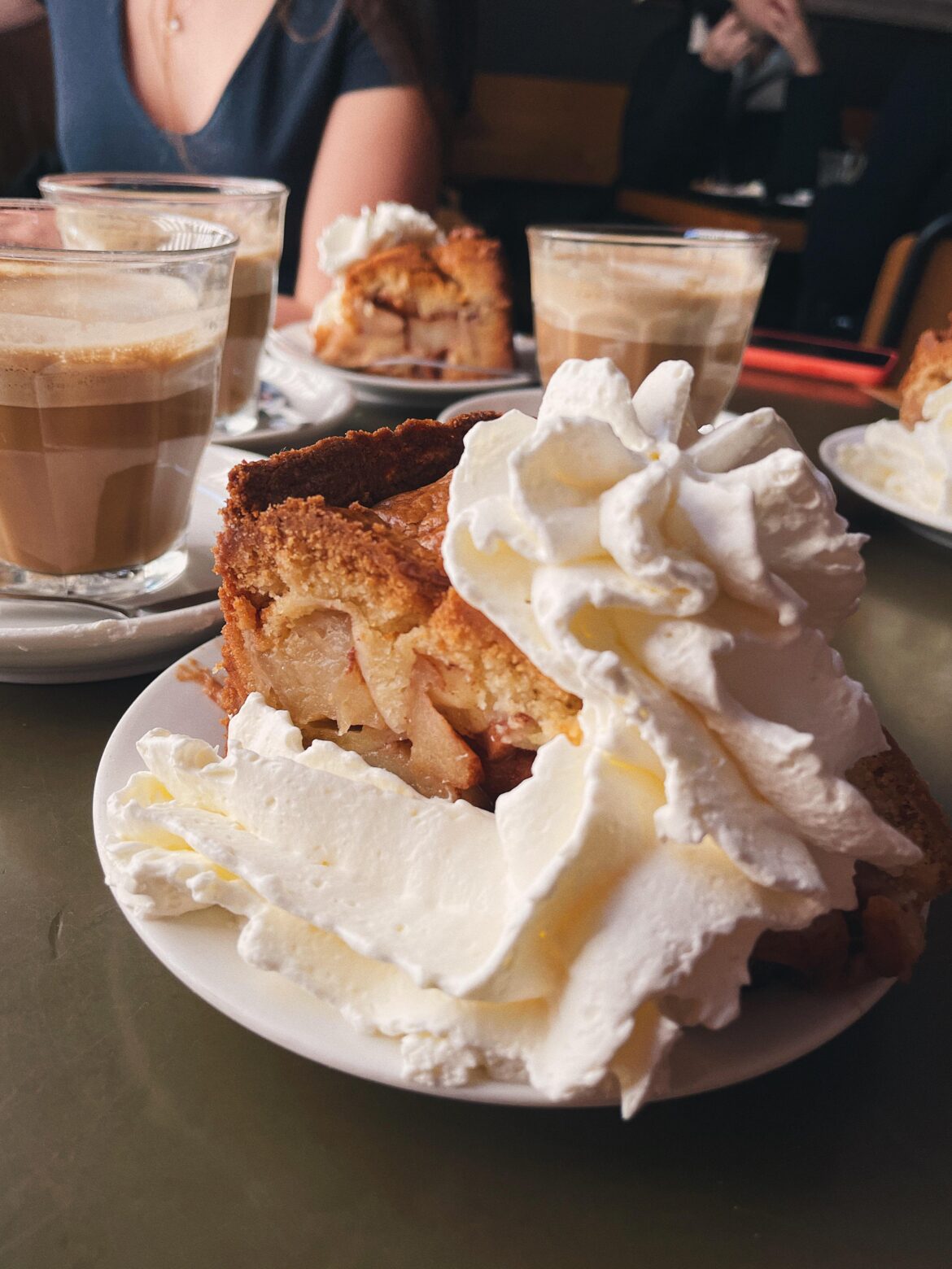 [i ate] apple pie with whipped cream